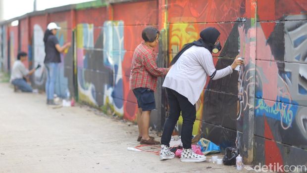 Ada Tidak Sih Komunitas Graffiti Jakarta