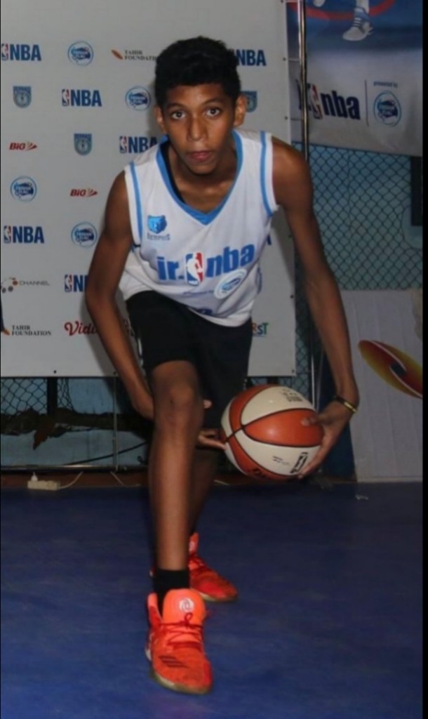 Atlet Bola Basket