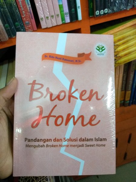 Buku Tentang Broken Home