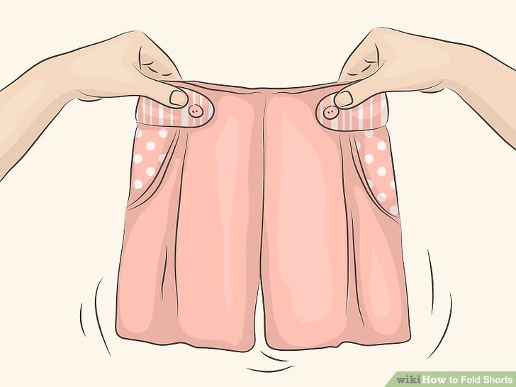 Cara Melipat Celana Pendek