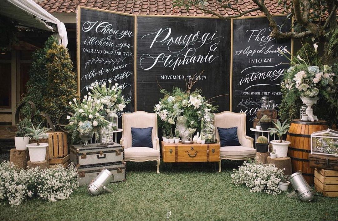 Dekorasi Foto Booth Wedding