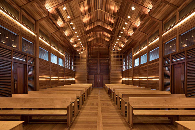 Desain Interior Gereja Modern