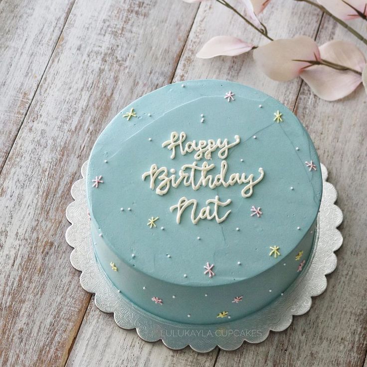 Desain Kue Tart Anniversary