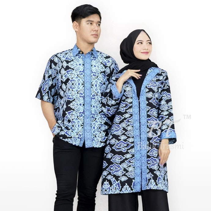Foto Batik Couple