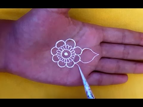 Gambar Henna Bunga Simple