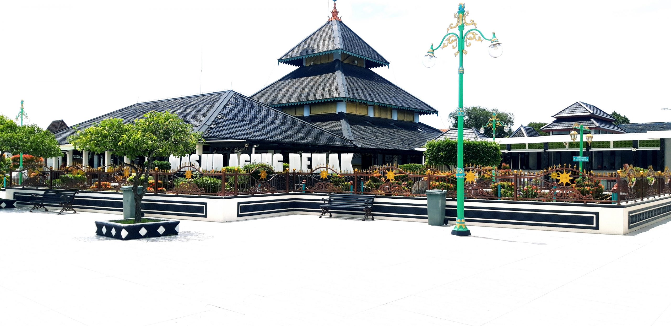 Gambar Masjid Demak Jawa Tengah