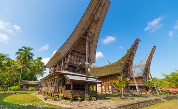 Gambar Rumah Tongkonan Toraja