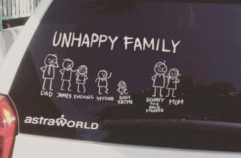 Gambar Stiker Keluarga Di Mobil