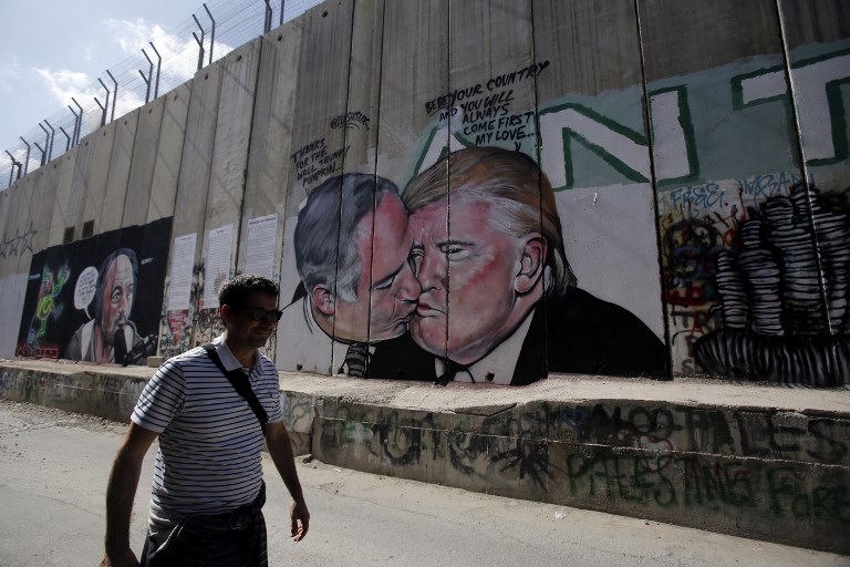 Graffiti Israeli Wall