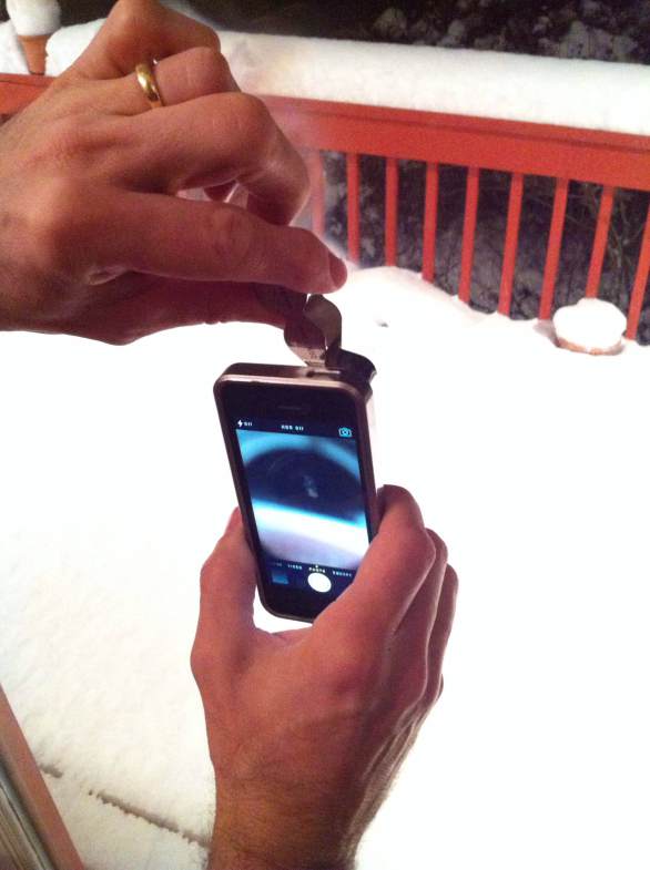 How To Take Pictures Of Snowflakes With Iphone