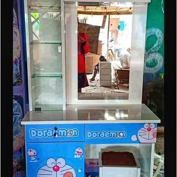 Meja Rias Doraemon