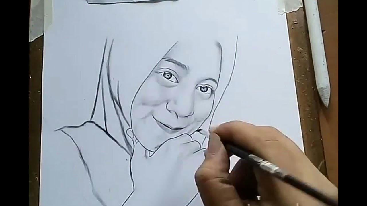 Menggambar Wajah Dengan Pensil