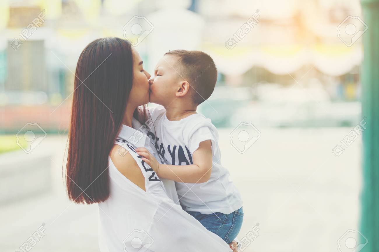 Mom And Son Hd