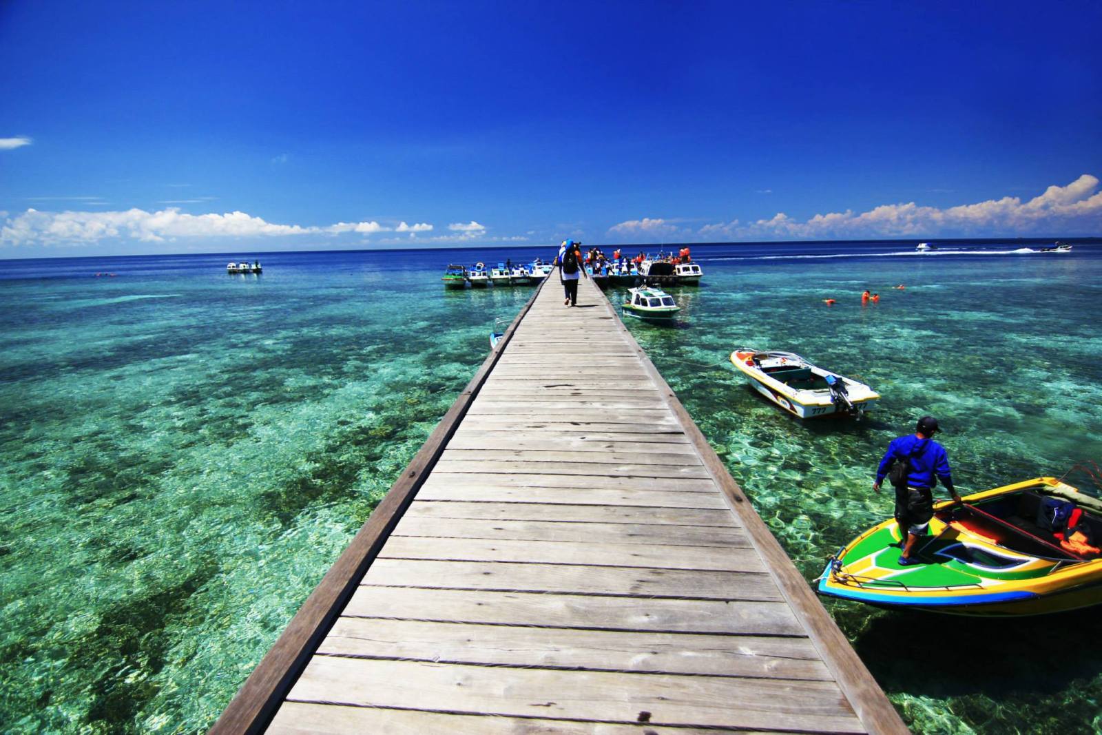 Pantai Terbagus Di Indonesia