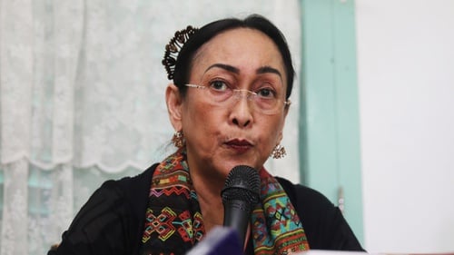 Puisi Sukmawati Soekarnoputri