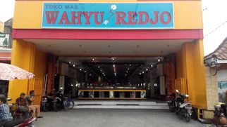 Toko Emas Wahyu Redjo Surabaya