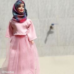Wallpaper Barbie Hijab
